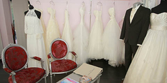 Boutique de mariage à Toulouse avec robe de mariée, costume de marié, accessoires...(® SAAM-fabrice Chort)